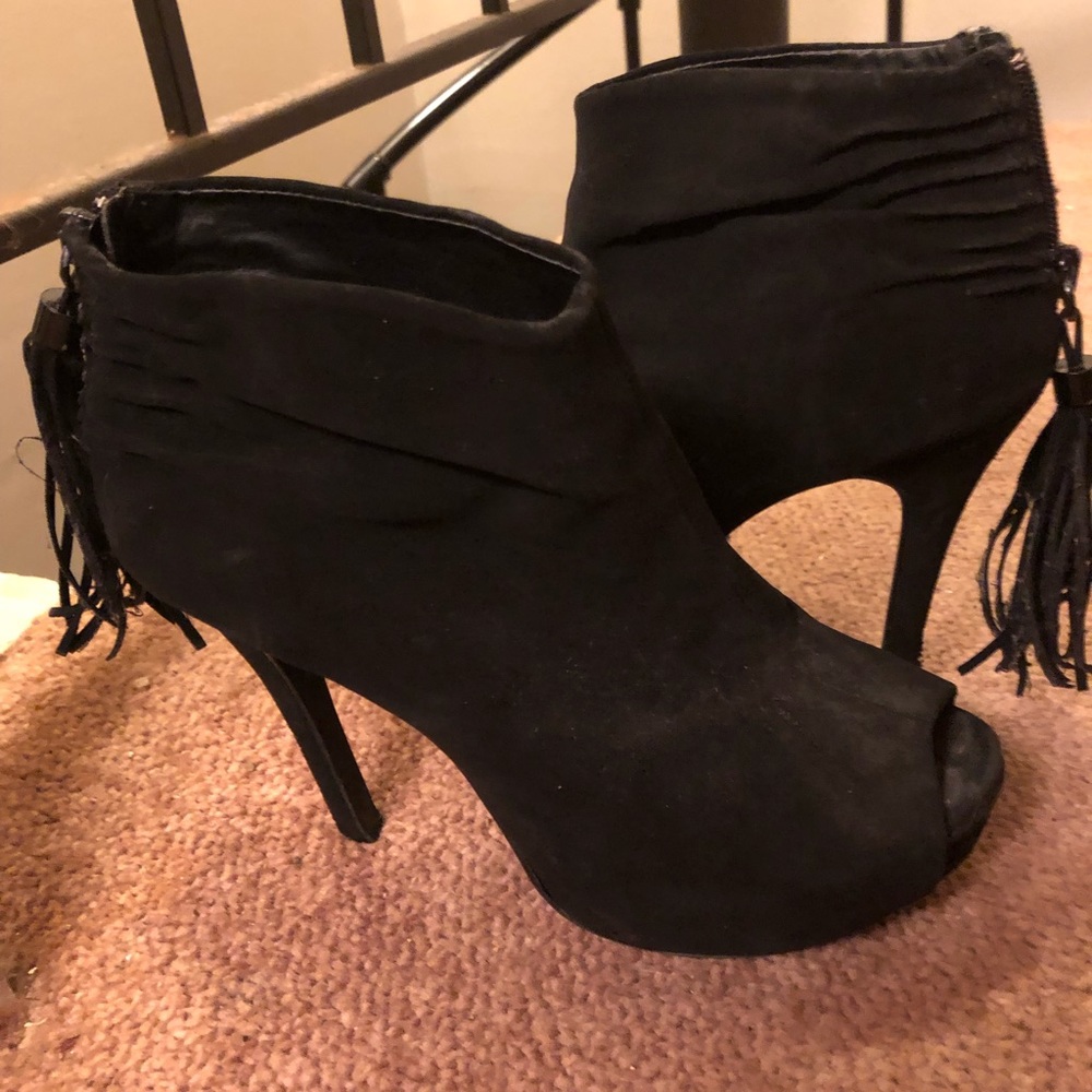 Peep toe Suede boots